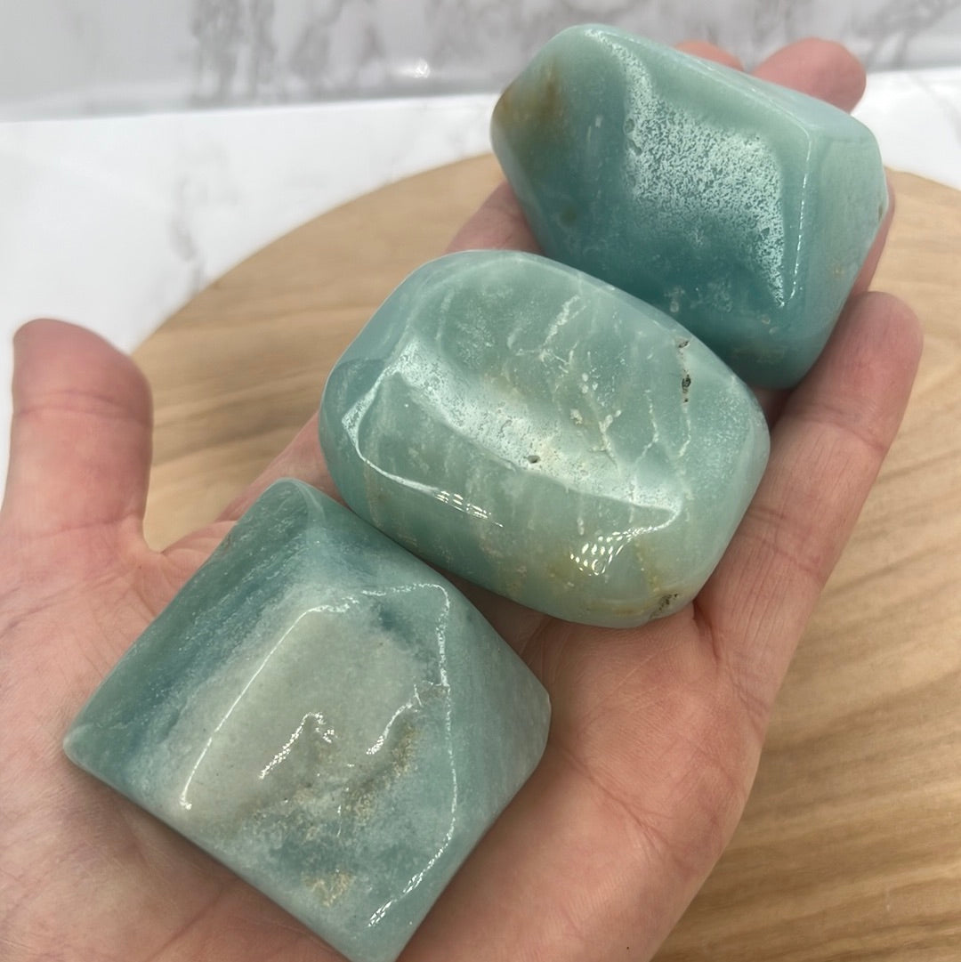 blue-jasper-palm-stone