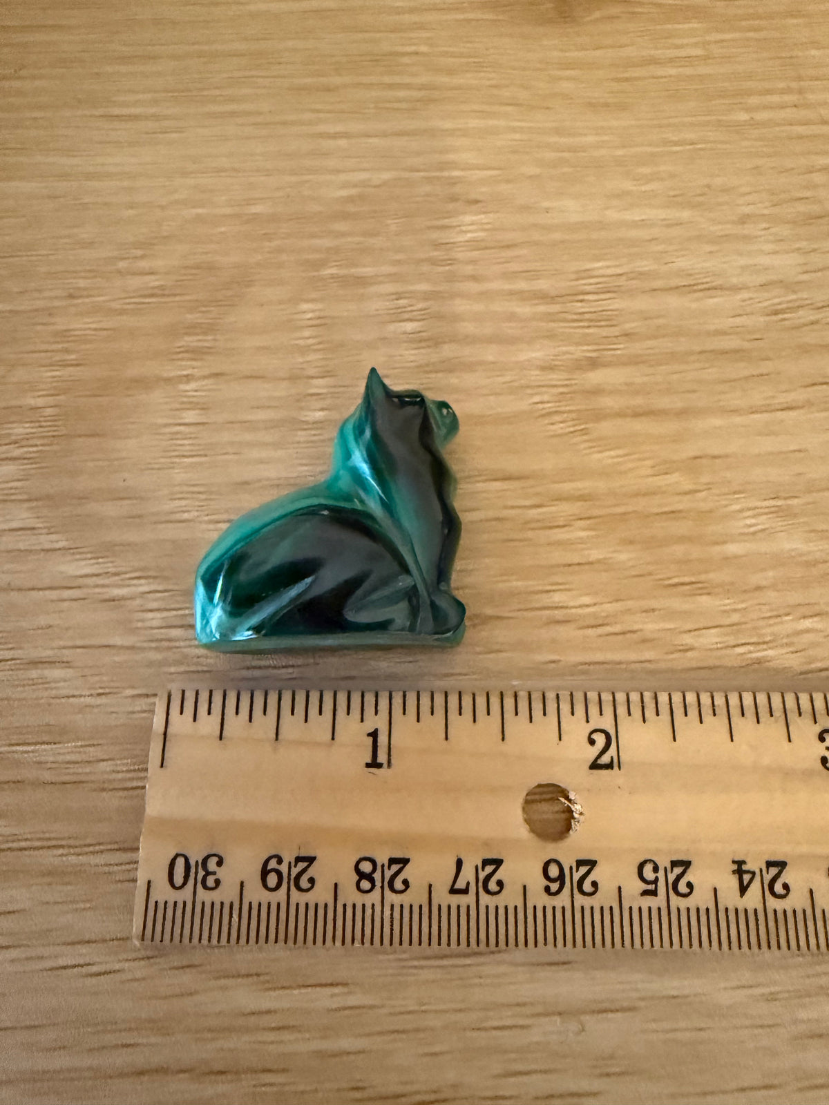malachite-cat-size-reference