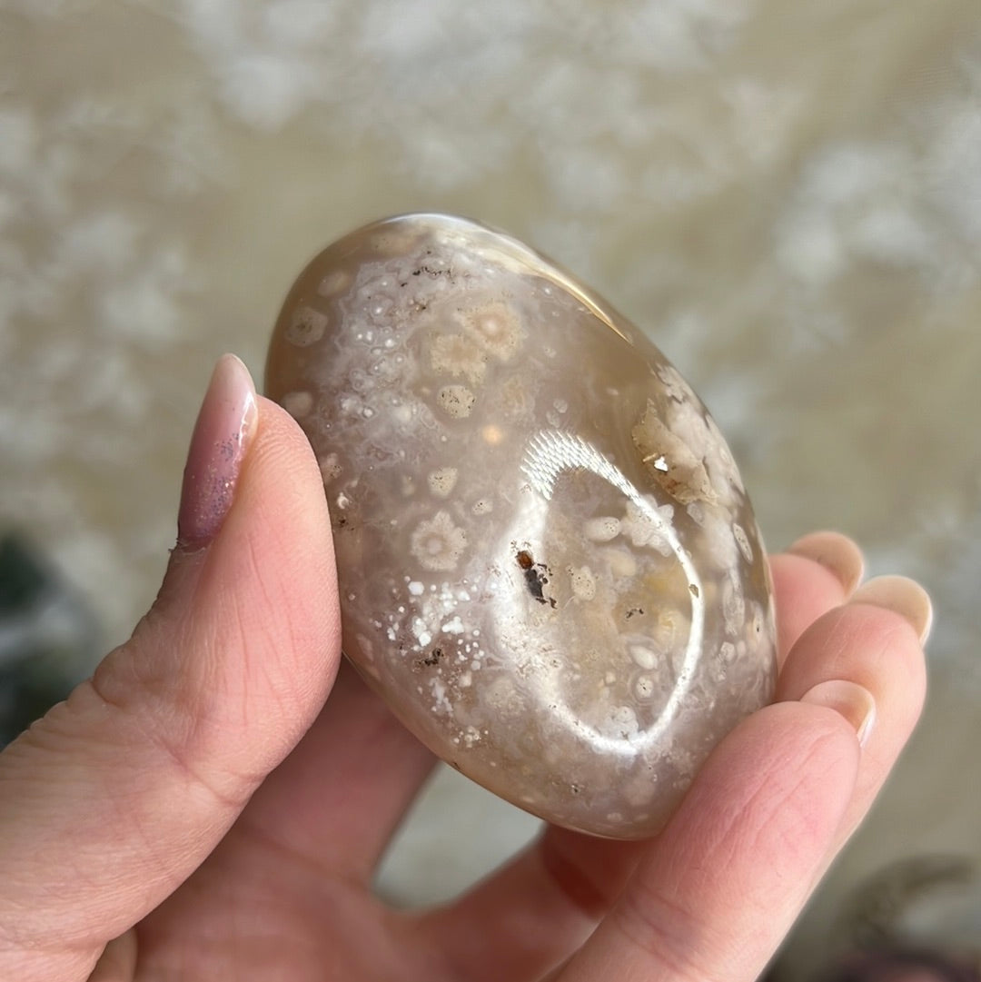Flower Agate Palm Stone (C26)