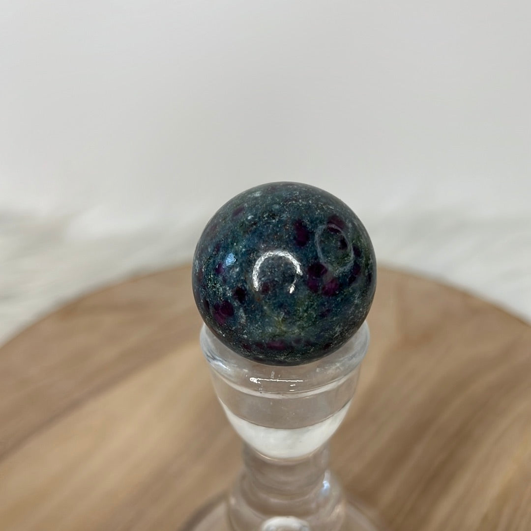 Ruby in Kyanite Sphere (M22)