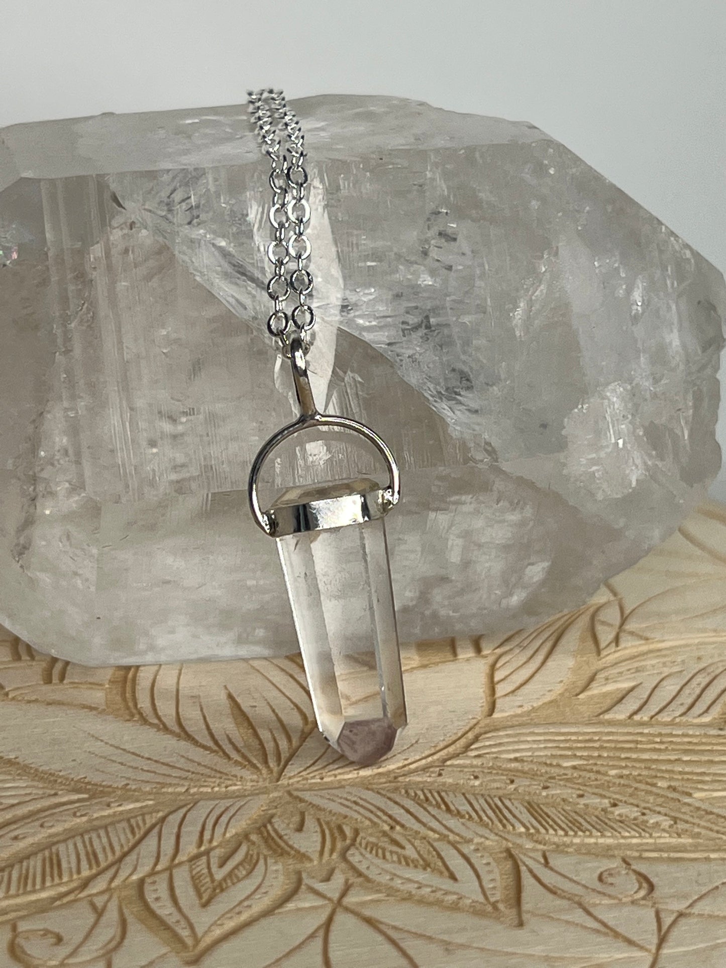 Lithium included Quartz Pendant (AA38)