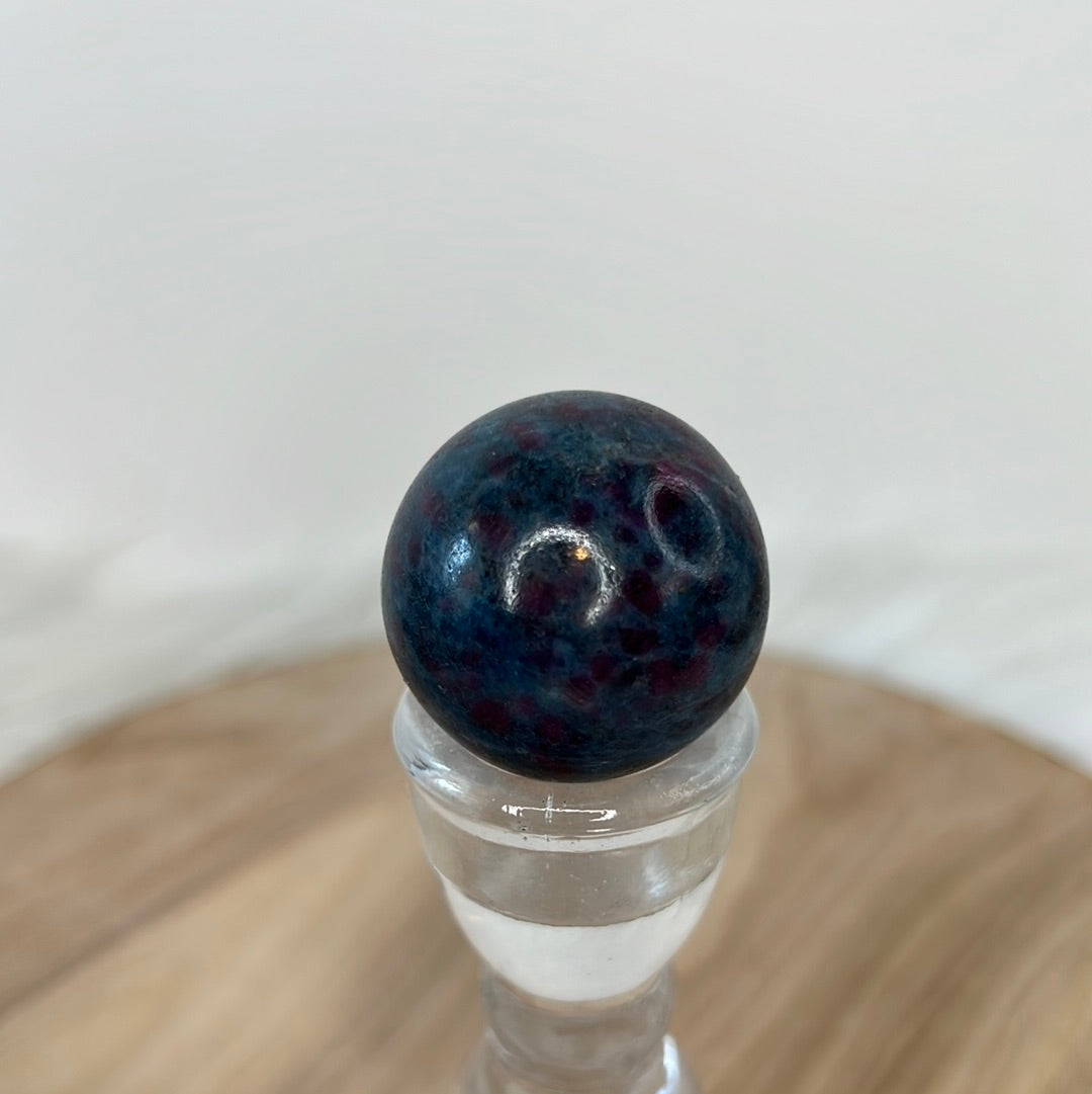 Ruby in Kyanite Sphere (O22)
