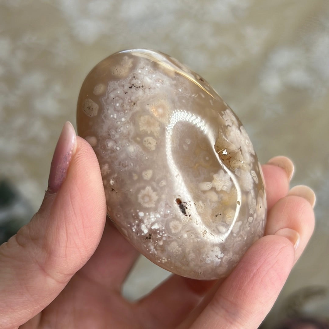 Flower Agate Palm Stone (C26)
