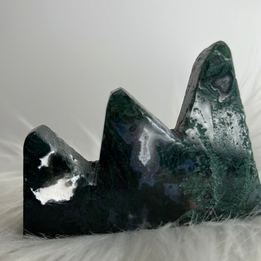 Moss Agate Mountain (C24)
