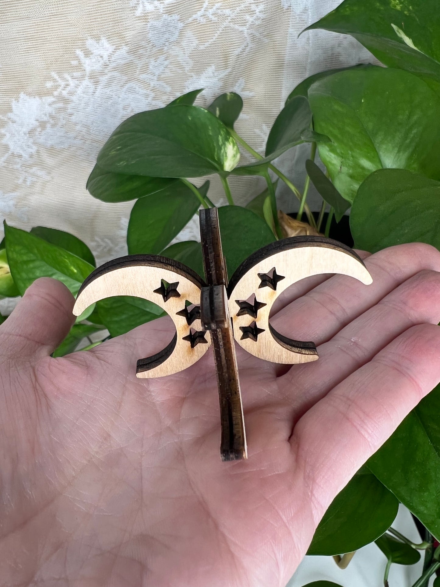 Interlocking Moon Sphere Stand