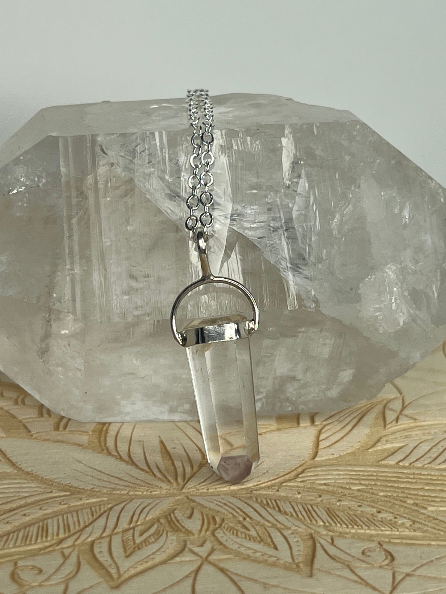 Lithium included Quartz Pendant (AA38)