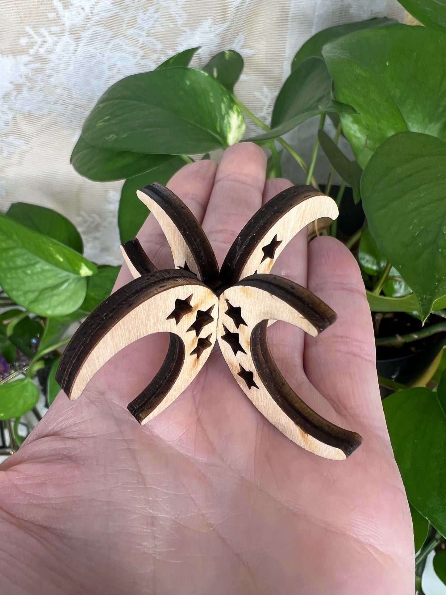 Interlocking Moon Sphere Stand