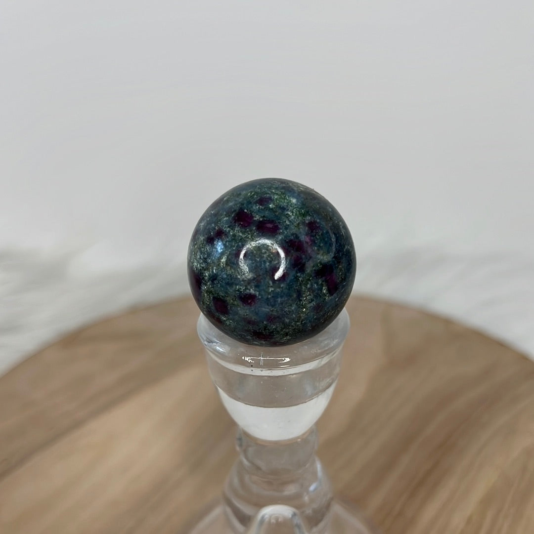 Ruby in Kyanite Sphere (N23)