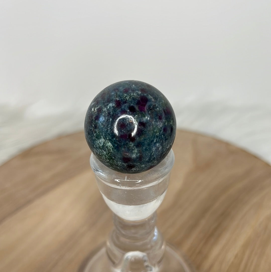 Ruby in Kyanite Sphere (M22)