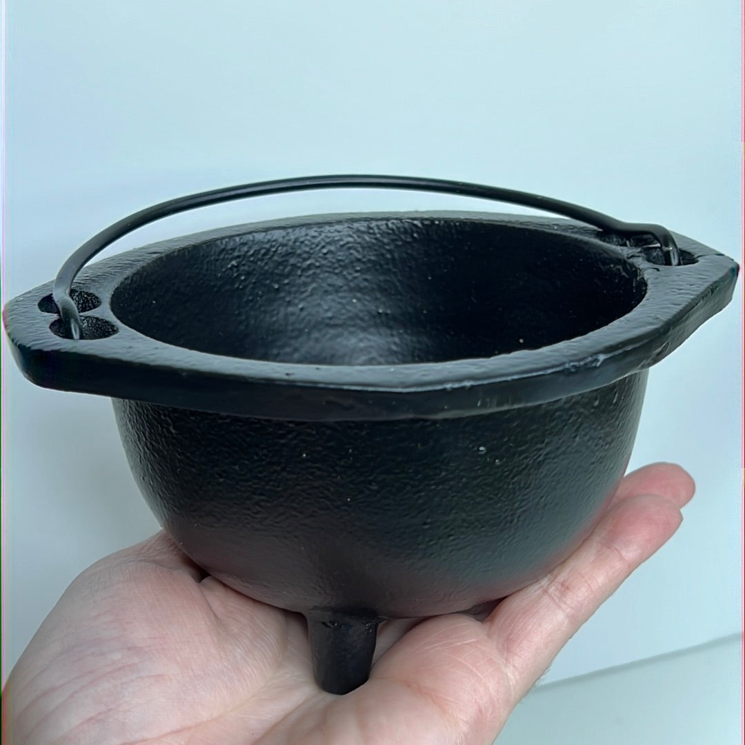 Large Cauldron Set