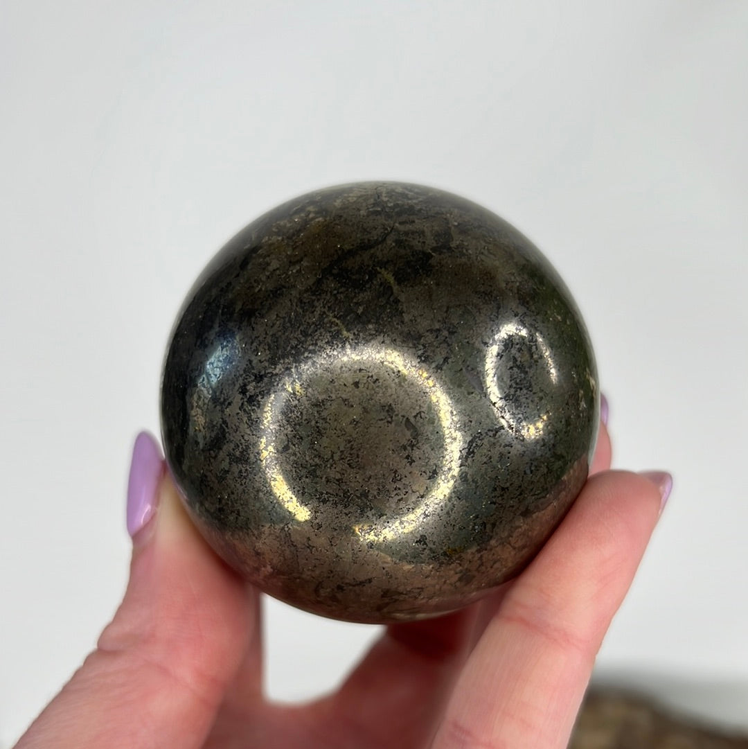 Chalcopyrite Sphere (C95)