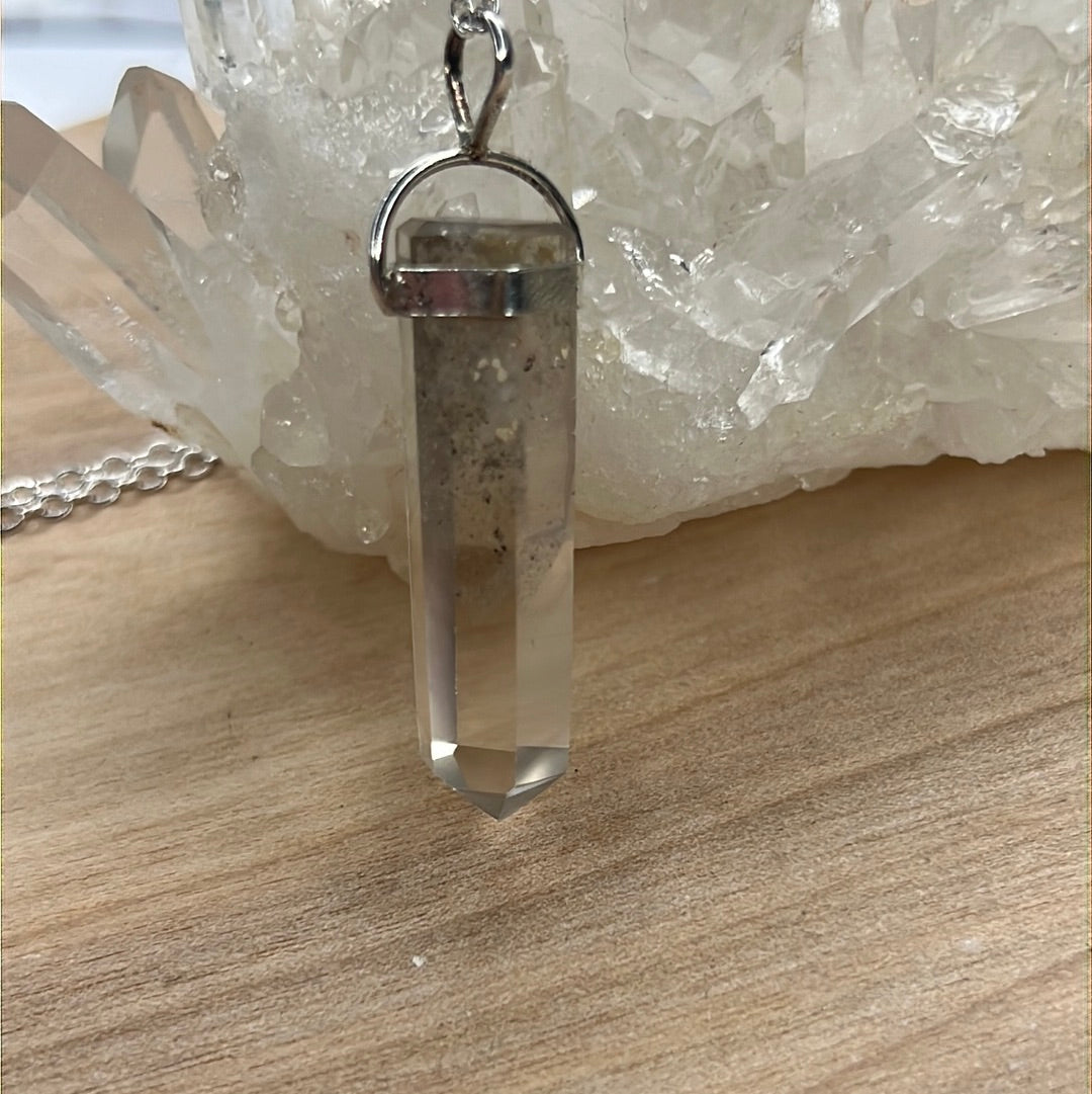 Garden Quartz | Included Quartz Pendant (F35)