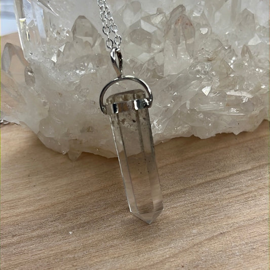 Garden Quartz | Included Quartz Pendant (F35)