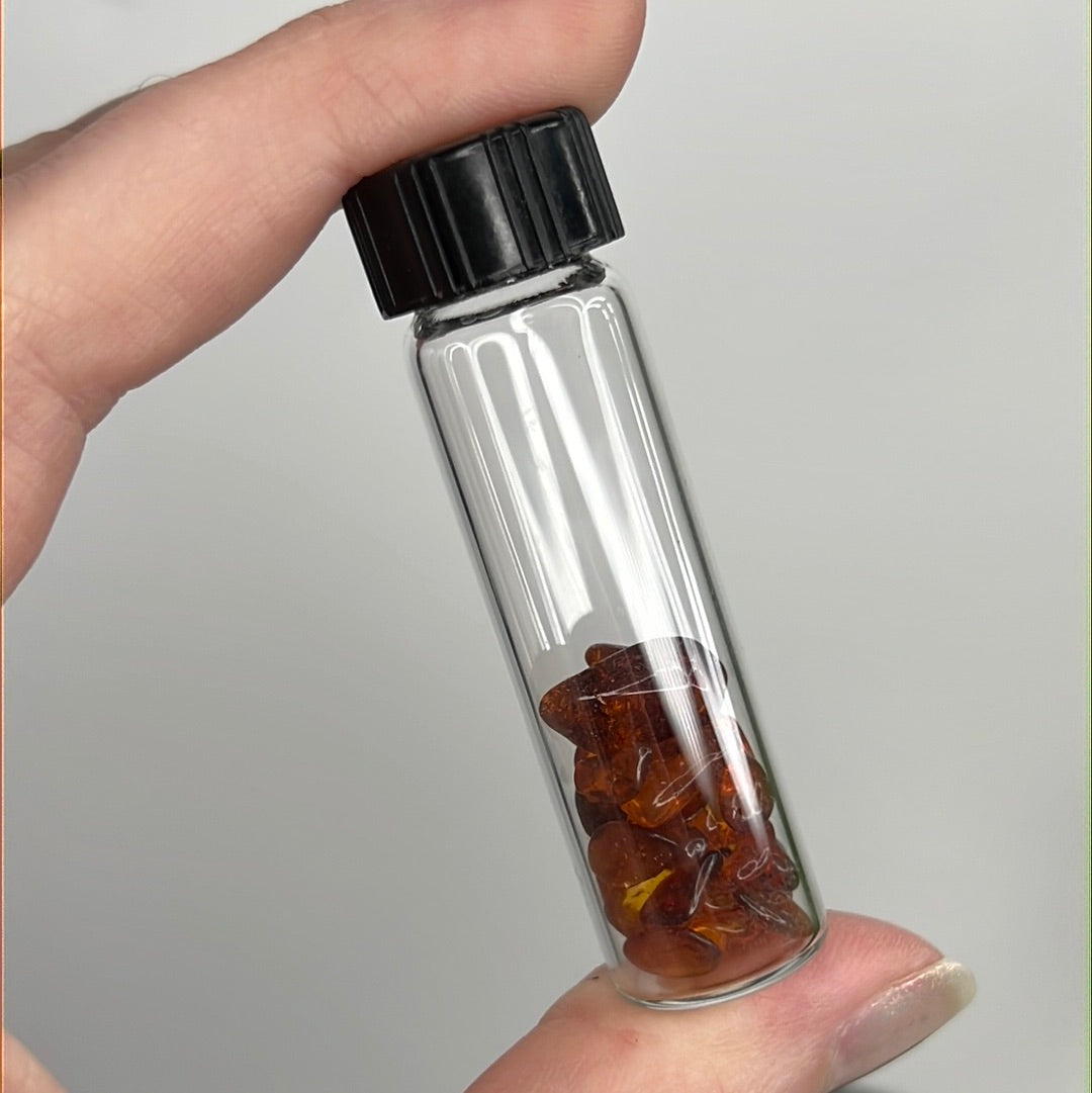 Baltic-amber-chips