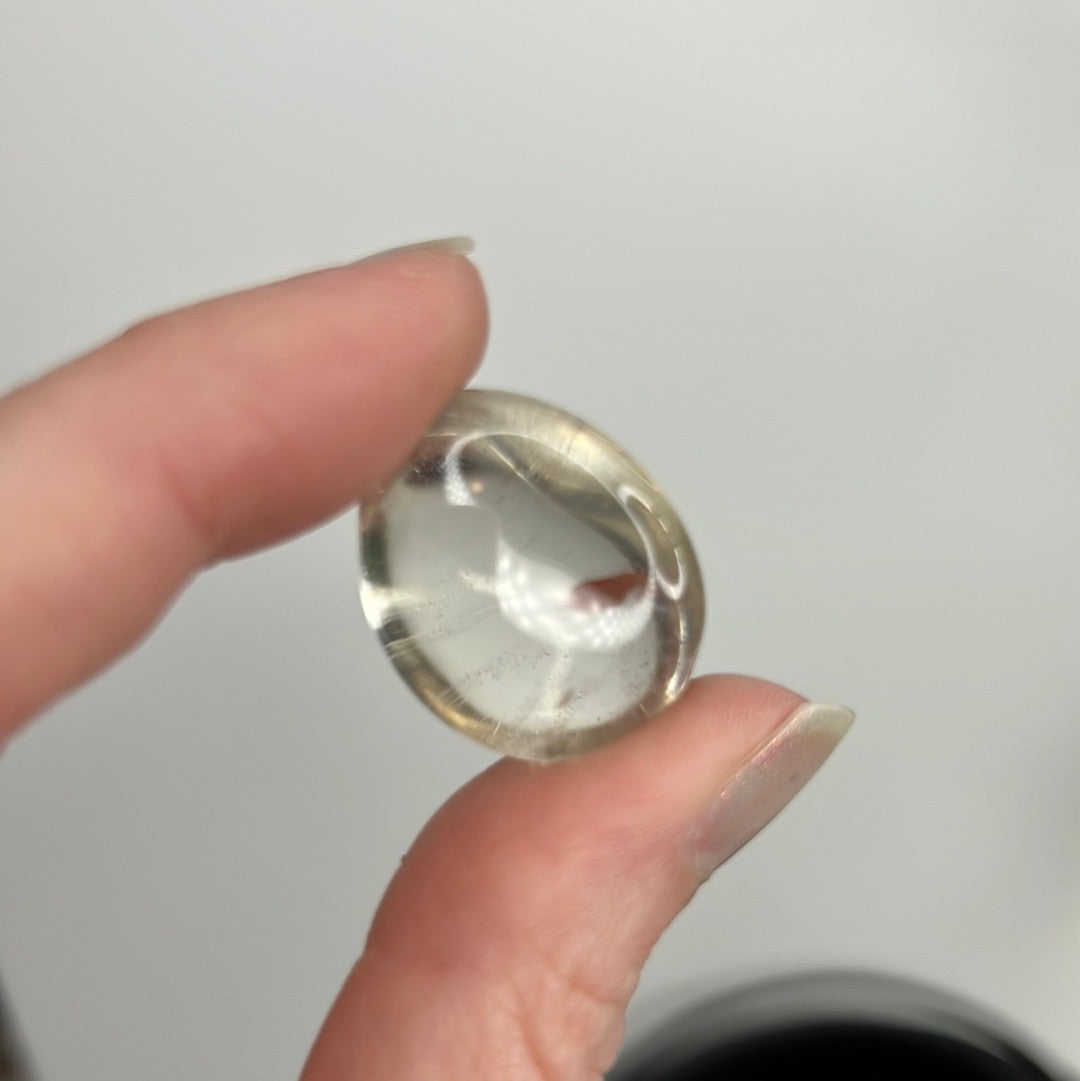 clear-quartz-tumble