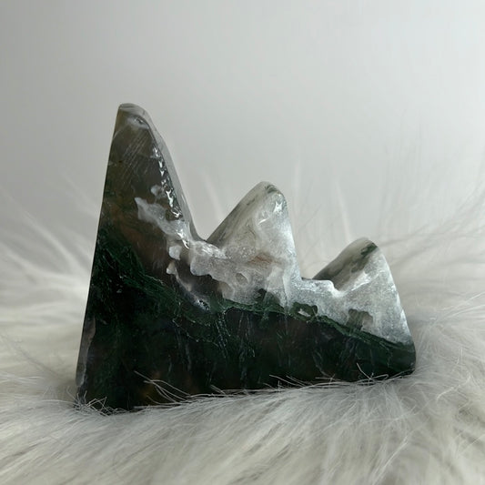 Moss Agate Mountain (D25)